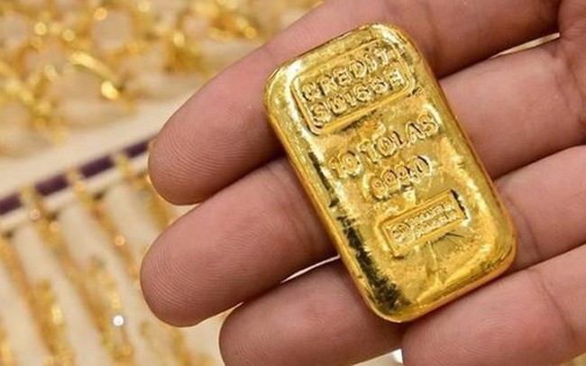 Vì sao giá vàng bất ngờ tăng mạnh trở lại ?
