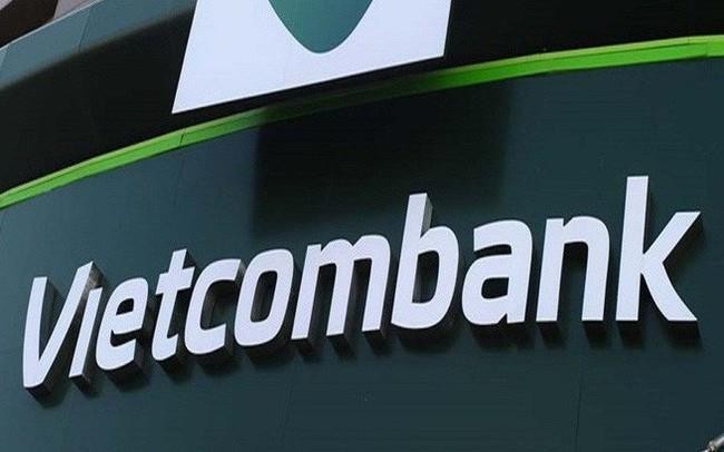 Vietcombank (VCB) lập đỉnh mọi thời đại, vốn hóa vượt tổng BIDV và Vietinbank cộng lại