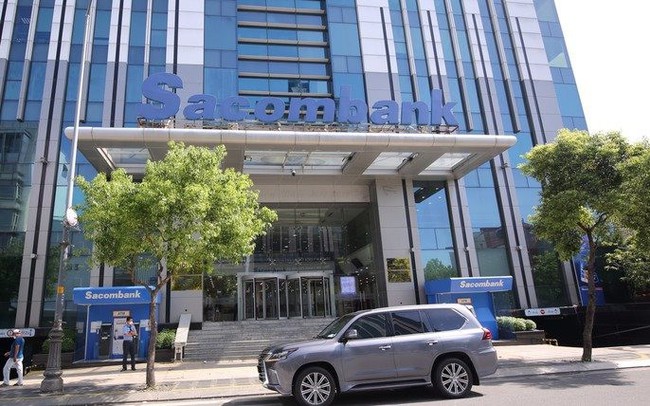 Nước ngoài bán ròng 13,4 triệu cổ phiếu STB khi vấn đề “room” ngoại tại Sacombank chưa ngã ngũ