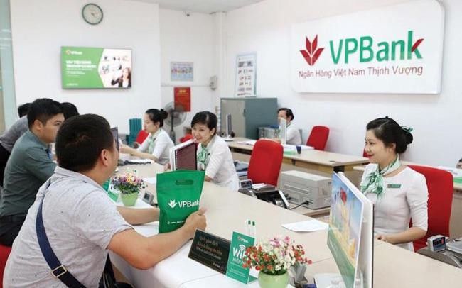 VNDirect: Định giá của SMFG đối với VPBank đang cao hơn 70% so với hiện tại