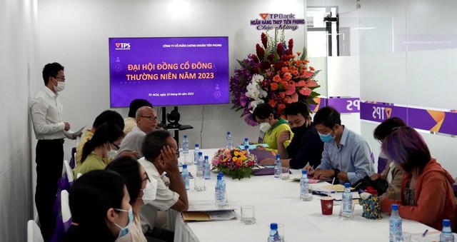 ĐHCĐ Chứng khoán Tiên Phong (TPS): Kế hoạch lãi tăng gần 36%, tăng vốn lên 4.000 tỷ đồng, phát hành thêm 2.000 tỷ đồng trái phiếu