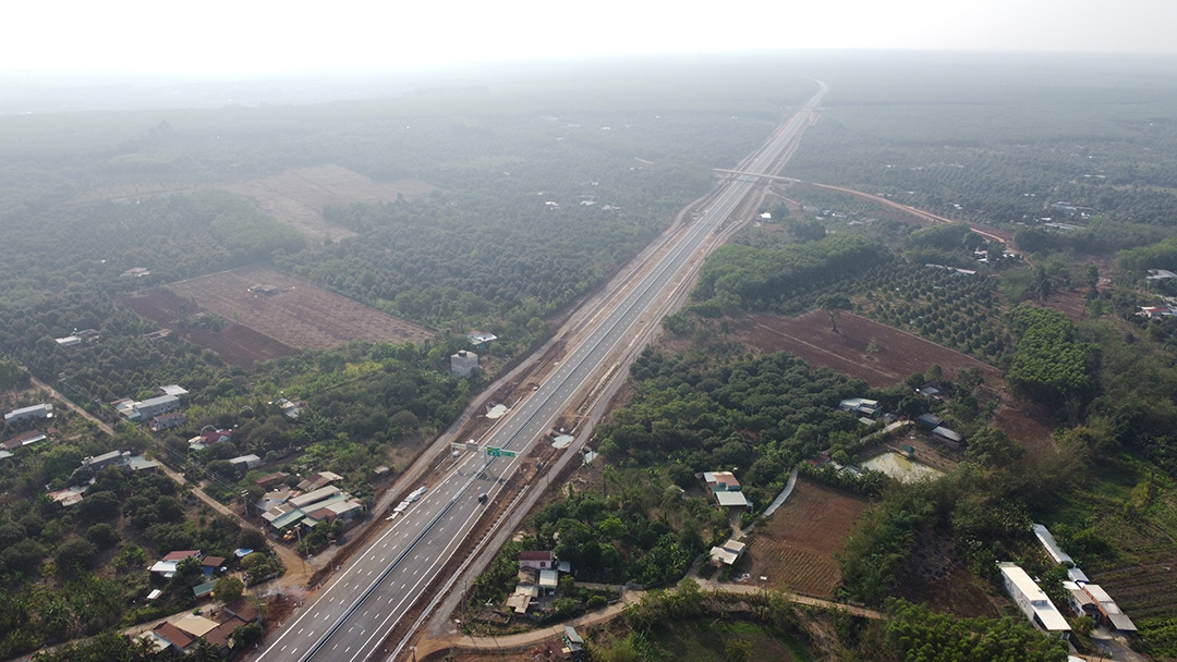 Khẩn cấp chống ùn tắc tại nút giao cao tốc Phan Thiết – Dầu Giây