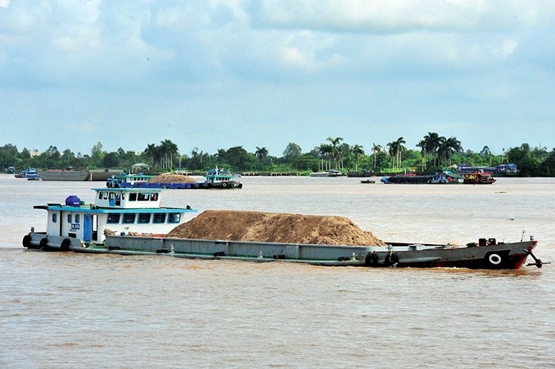 Ưu tiên phân bổ nguồn vật liệu cát cho cao tốc Cần Thơ-Cà Mau