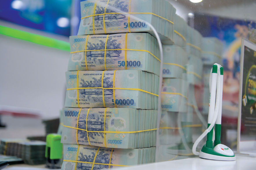 Nghiêm cấm các tổ chức tín dụng cho vay để gửi tiết kiệm, mua vàng