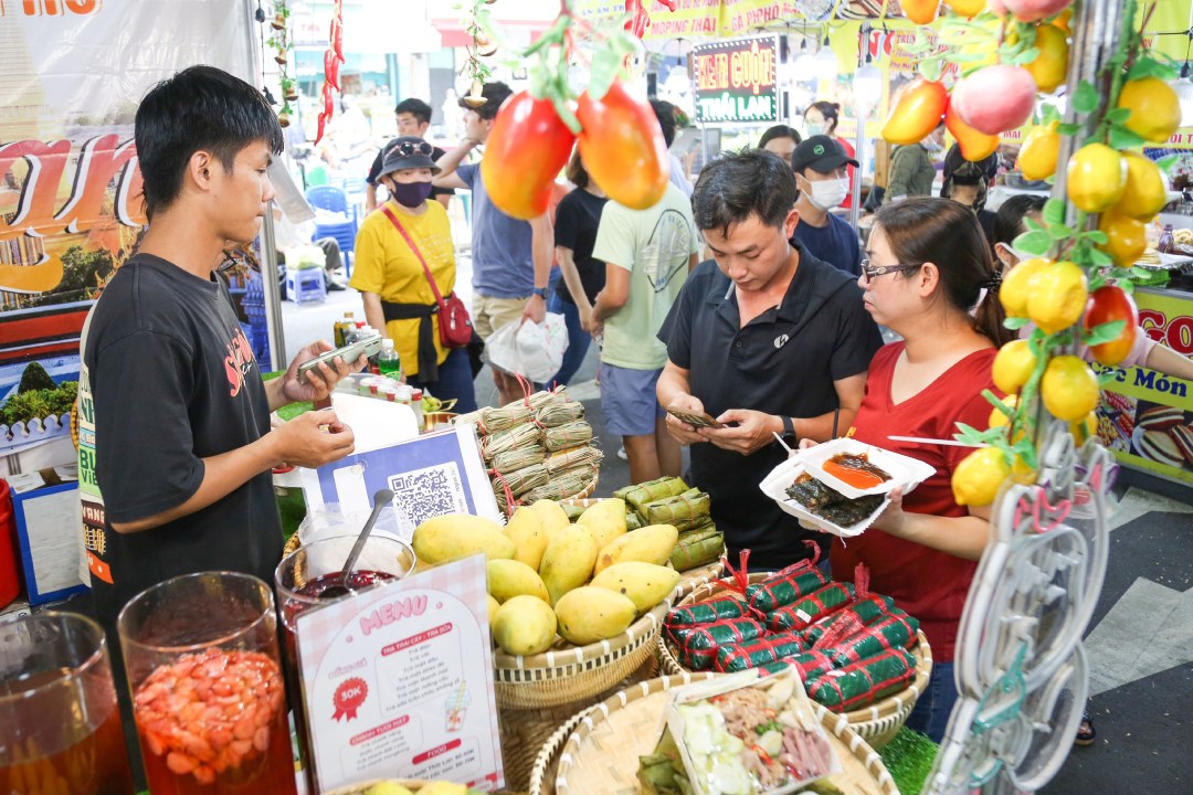 Khai thác dữ liệu: Ngân hàng và fintech đang làm gì với dữ liệu người dùng?