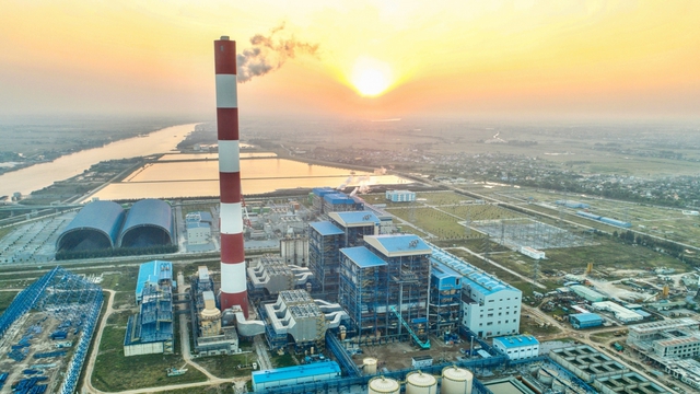 Khoảng 1.000 MW nguồn điện miền Bắc được khôi phục vận hành