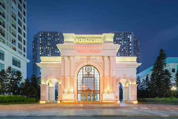 Loạt ưu đãi hấp dẫn tại “Đại tiệc sinh nhật” Vincom Mega Mall Royal City và Vincom Center Landmark 81