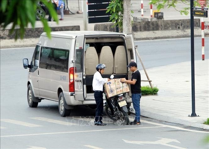 Xử lý dứt điểm “xe dù, bến cóc và xe trá hình tuyến cố định”, “xe ghép, xe tiện chuyến”