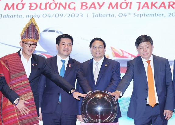 Vietjet công bố đường bay thẳng Hà Nội – Jakarta với sự chứng kiến của lãnh đạo Việt Nam và Indonesia