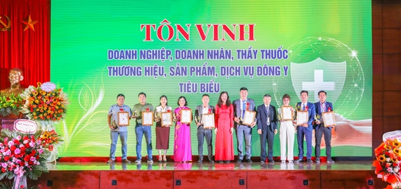 Dược phẩm Tâm Bình – Doanh nghiệp tiêu biểu vì sự nghiệp phát triển Y Dược cổ truyền Việt Nam