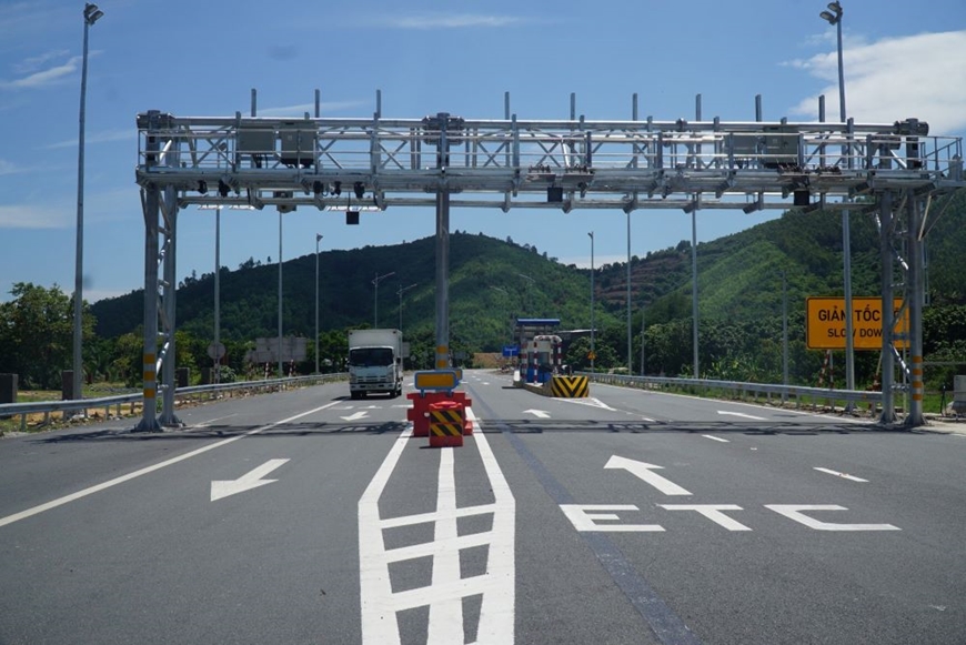 Cao tốc Nha Trang – Cam Lâm sẽ bỏ barie, thu phí không dừng hoàn toàn