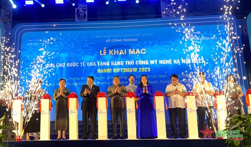 Khai mạc Hội chợ quốc tế Quà tặng hàng thủ công mỹ nghệ Hà Nội 2023