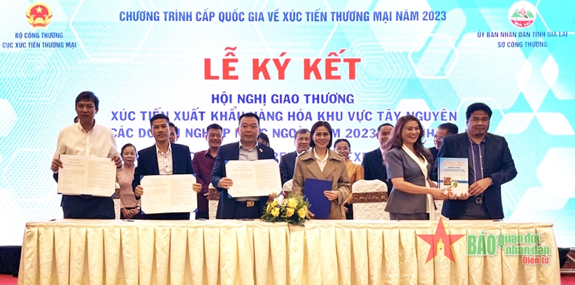 Ký kết 12 biên bản ghi nhớ hợp tác giữa các doanh nghiệp