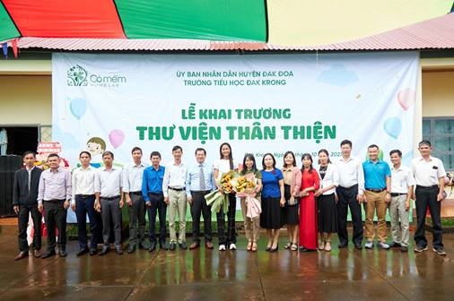 H’Hen Niê thành công kêu gọi tài trợ cho dự án thư viện thứ 7 tại Việt Nam