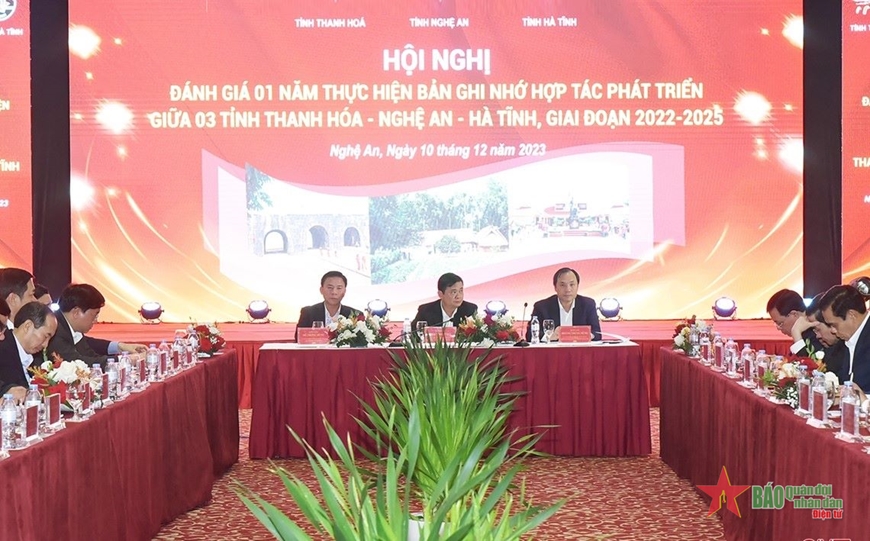 Hội nghị hợp tác phát triển giữa 3 tỉnh Thanh Hóa – Nghệ An – Hà Tĩnh