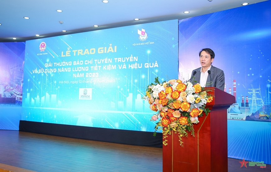 Trao Giải thưởng báo chí tuyên truyền về sử dụng năng lượng tiết kiệm và hiệu quả năm 2023