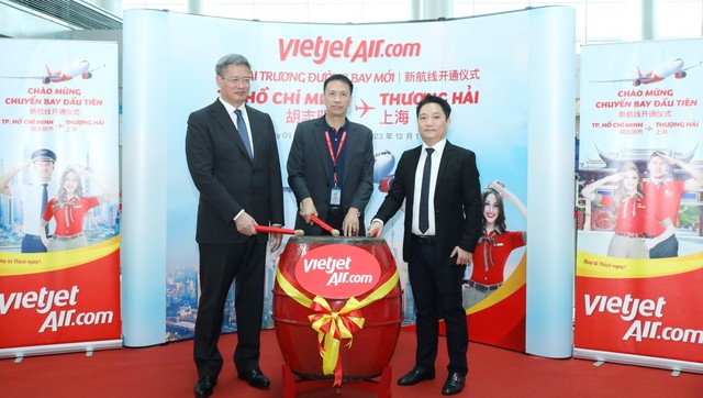 Vietjet khai trương đường bay thẳng giữa Thượng Hải và TPHCM