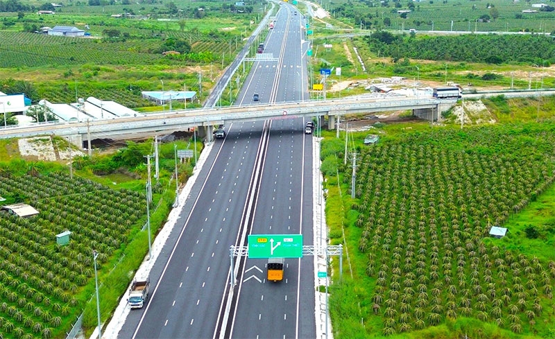 Nghị quyết số 01/NQ-CP: Đưa ít nhất 130km đường bộ cao tốc vào khai thác