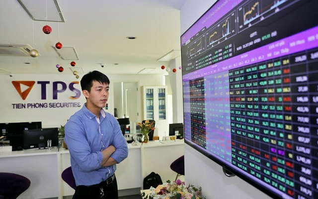 Chứng khoán Tiên Phong (ORS) sắp chào bán 100 triệu cổ phiếu cho CĐHH giá 10.000 đồng/cp, nâng vốn điều lệ lên 3.000 tỷ