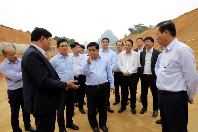 Bộ trưởng Nguyễn Chí Dũng: ‘Phải xác định đầu tư công là ưu tiên hàng đầu để nhất quán trong công tác điều hành’