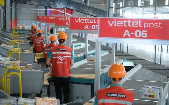 Cổ phiếu Viettel Post (VTP) liên tục tăng nóng xô đổ nhiều kỷ lục, “gã khổng lồ” ngành dịch vụ chuyển phát lần đầu vượt ngưỡng 10.000 tỷ vốn hóa