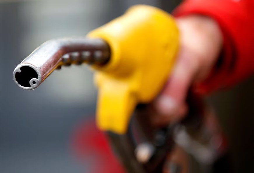 Giá xăng dầu hôm nay (25-4): Giá xăng dầu trong nước sẽ cùng giảm?