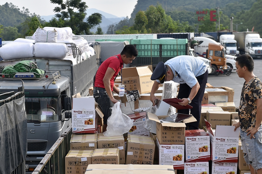 Ban Chỉ đạo 389 Bộ Tài chính: Tăng cường công tác chống buôn lậu, gian lận thương mại và trốn thuế