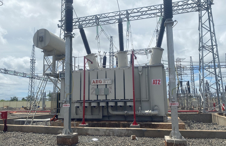 Hoàn thành dự án lắp máy 2 TBA 220kV Chư Sê