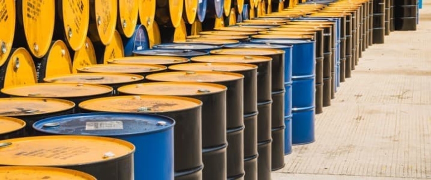 Giá xăng dầu hôm nay (23-12): Nhích nhẹ