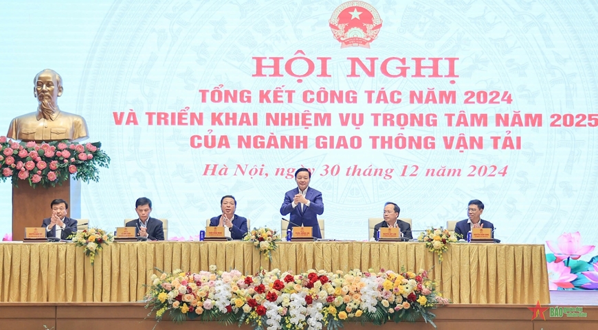 Phó thủ tướng Trần Hồng Hà chỉ đạo tổng kết công tác ngành Giao thông vận tải năm 2024