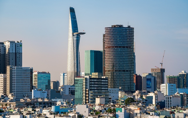 Chứng khoán KIS: Khai lối cho hàng trăm dự án không có đất ở Chứng khoán KIS: Khai lối cho hàng trăm dự án không có đất ở