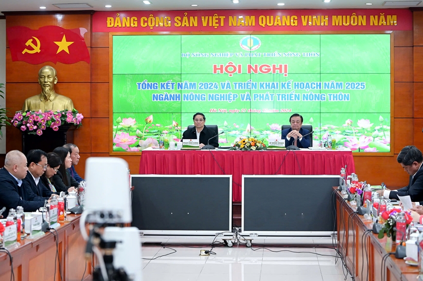 Hội nghị tổng kết năm 2024 và triển khai kế hoạch năm 2025 ngành nông nghiệp và phát triển nông thôn