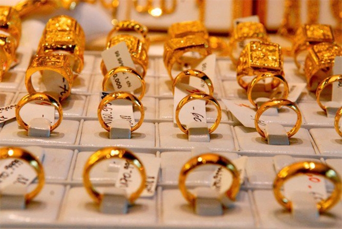 Giá vàng chiều nay (24-12): Giảm mạnh
