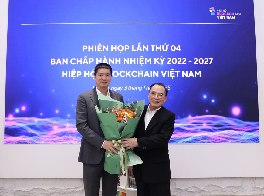 Đưa ngành công nghiệp blockchain Việt Nam lên tầm cao mới