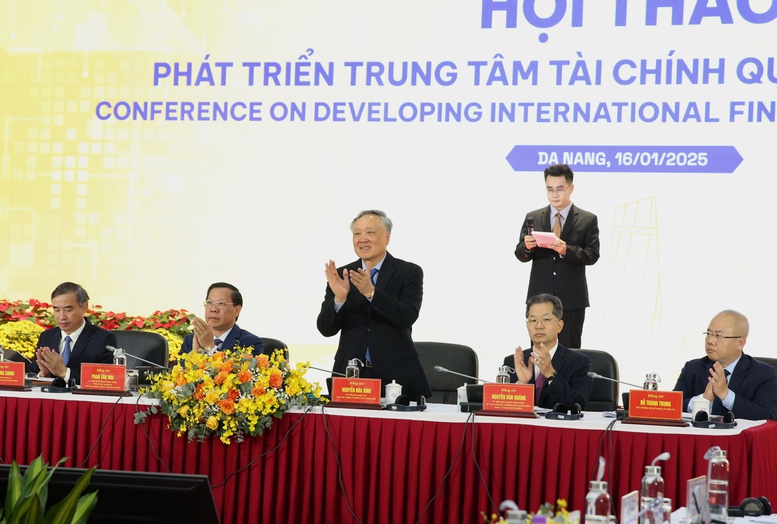 Tạo cú hích mạnh mẽ cho nền kinh tế, góp phần thực hiện mục tiêu tăng tốc và bứt phá