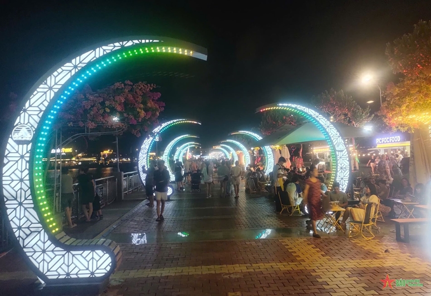 Đà Nẵng: Thúc đẩy tăng trưởng kinh tế và đảm bảo an sinh xã hội