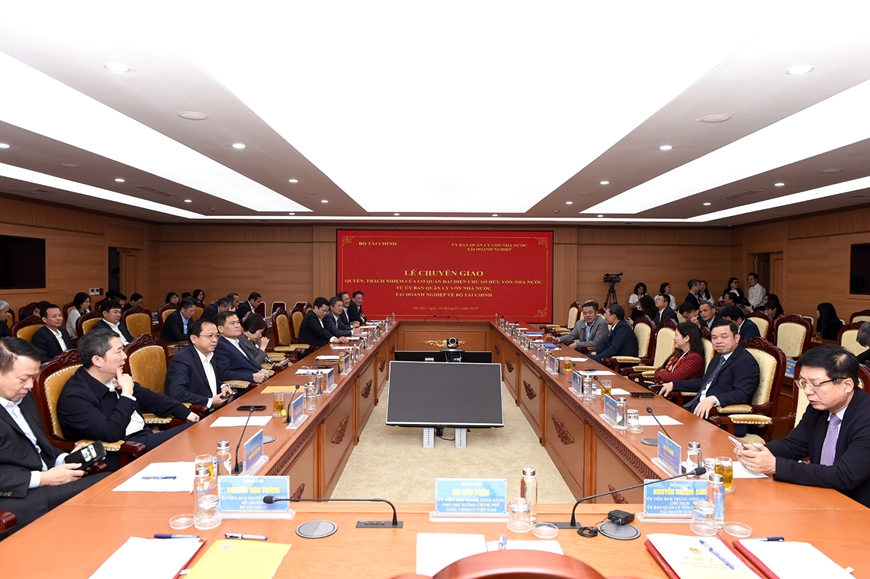Lễ chuyển giao quyền, trách nhiệm của cơ quan đại diện chủ sở hữu vốn nhà nước từ Ủy ban quản lý vốn nhà nước tại doanh nghiệp về Bộ Tài chính