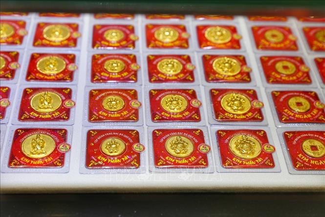 Giá vàng hôm nay (chiều 1-3): Vàng trong nước giao dịch ổn định