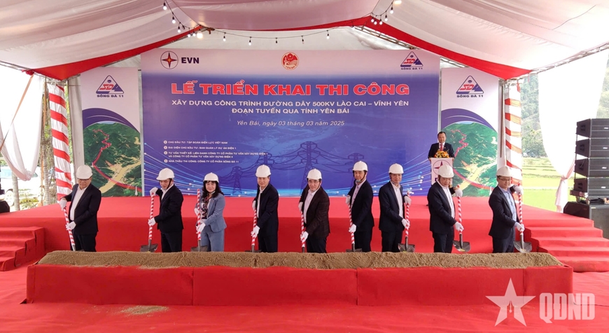 Triển khai thi công công trình đường dây 500KV Lào Cai-Vĩnh Yên (Vĩnh Phúc)