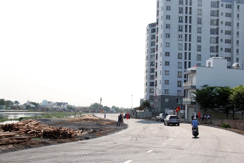 Thông xe hơn 4km dự án cải tạo hạ tầng kênh Tham Lương – Bến Cát