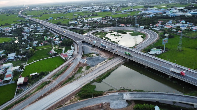Nghiên cứu phương án làm cầu cạn cao tốc ở đồng bằng sông Cửu Long