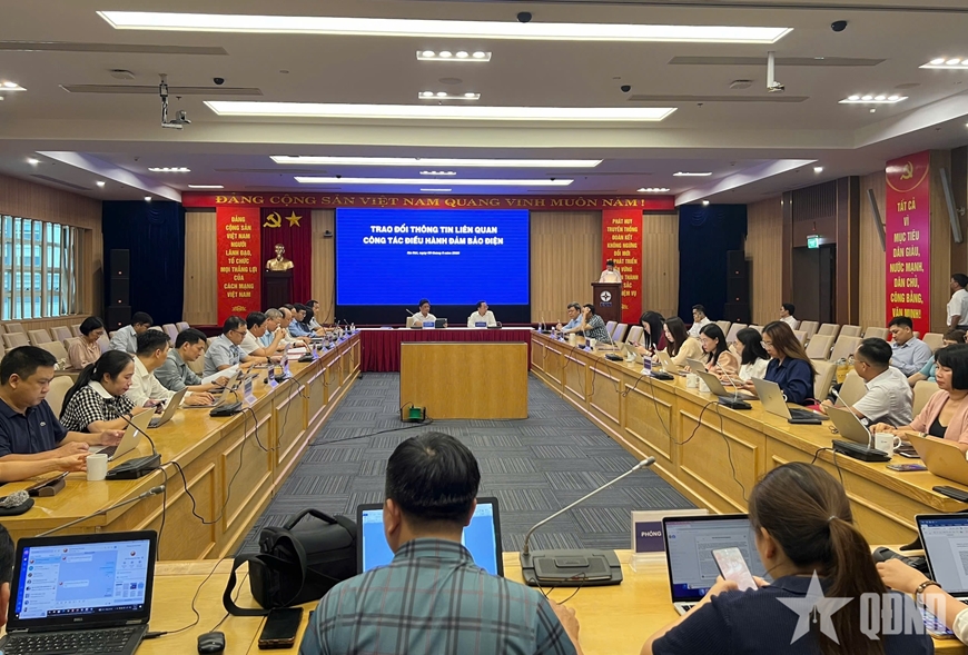 Giá điện tăng 4,8% lên hơn 2.200 đồng/kWh từ ngày 10-5