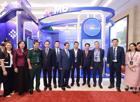 Biz MBBank –Tài chính doanh nghiệp toàn diện MB mang đến sự kiện Ngày chuyển đổi số 2025