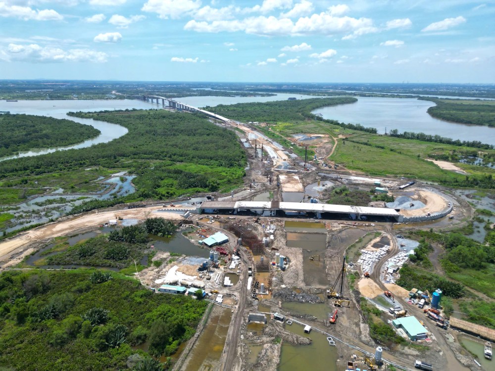 Đồng Nai tìm thêm đá xây dựng cho dự án trọng điểm phía Nam