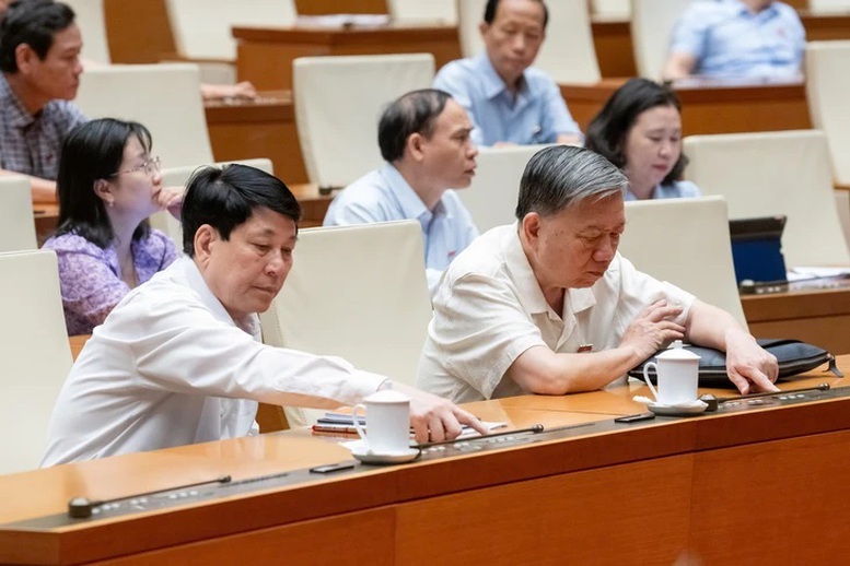 Quốc hội chính thức thông qua nghị quyết đặc biệt phát triển kinh tế tư nhân