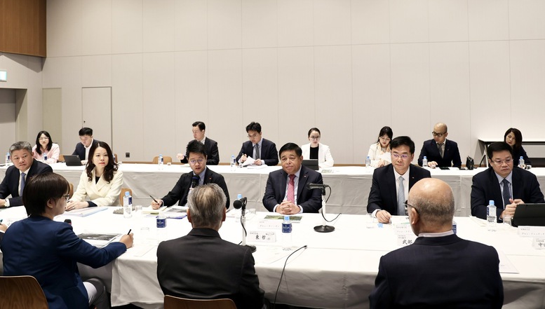 Phó Thủ tướng Nguyễn Chí Dũng tiếp Tập đoàn Rapidus