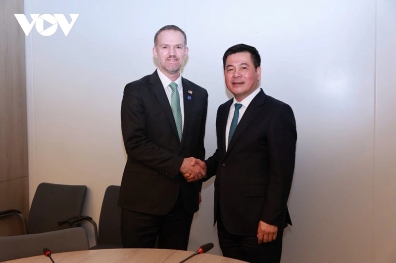 Bộ trưởng Việt Nam và Hoa Kỳ đàm phán Hiệp định song phương về thương mại đối ứng