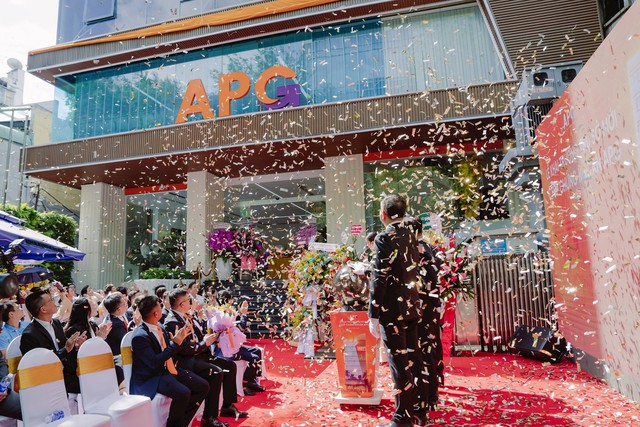 Đẩy mạnh tái cấu trúc, Chứng khoán APG khai trương trụ sở mới