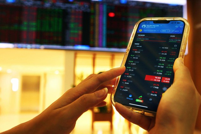 Xung đột tại Trung Đông sẽ tác động thế nào tới chứng khoán Việt Nam?