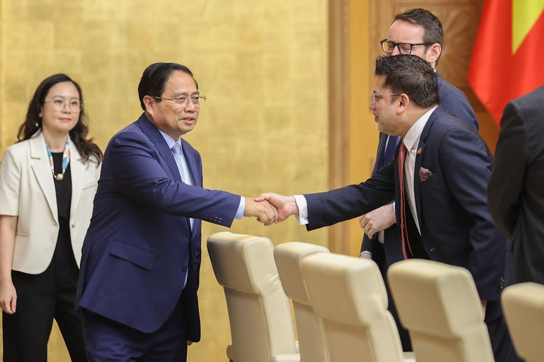 TỔNG THUẬT: Thủ tướng Chính phủ chủ trì tọa đàm với doanh nghiệp Anh quốc